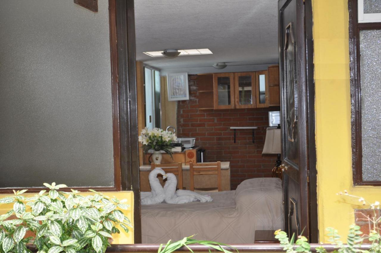 Hotel Tolotzin Толука-де-Лердо Экстерьер фото
