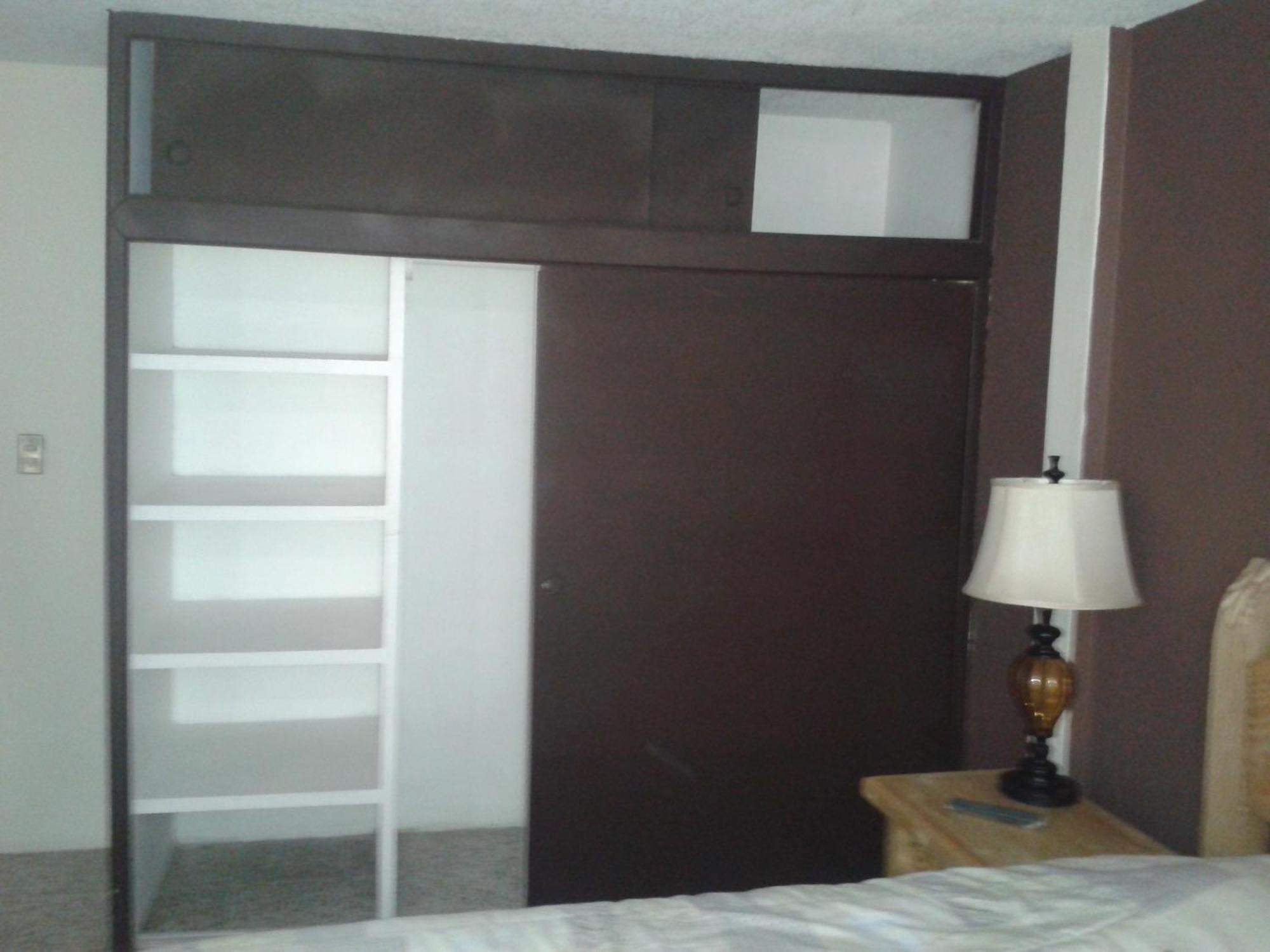 Hotel Tolotzin Толука-де-Лердо Номер фото